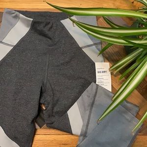 Old navy new with tags active go-dry leggings
